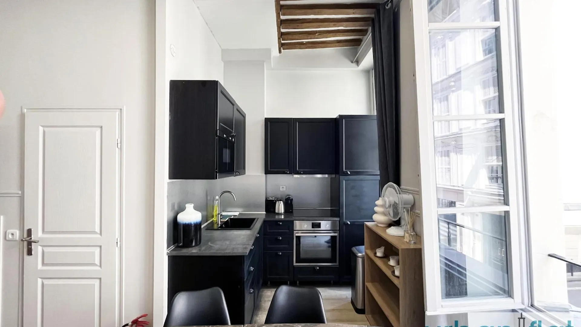 Apartment Urban Flat 44 - Charming 2 Bedrooms In The Center Paris France